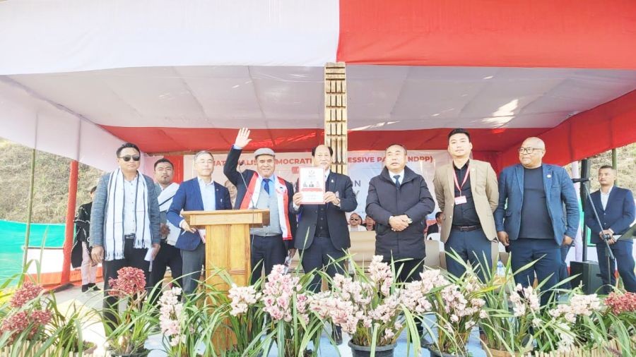 Neiphiu Rio releases NDPP candidate R Khing’s manifesto at Tseminyu on February 17. (Morung Photo)